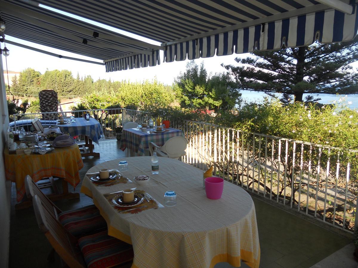 B&B Villa Rosa Cefalu Bagian luar foto