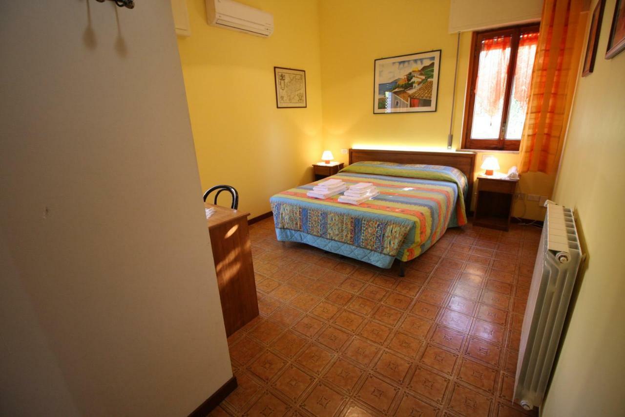 B&B Villa Rosa Cefalu Bagian luar foto