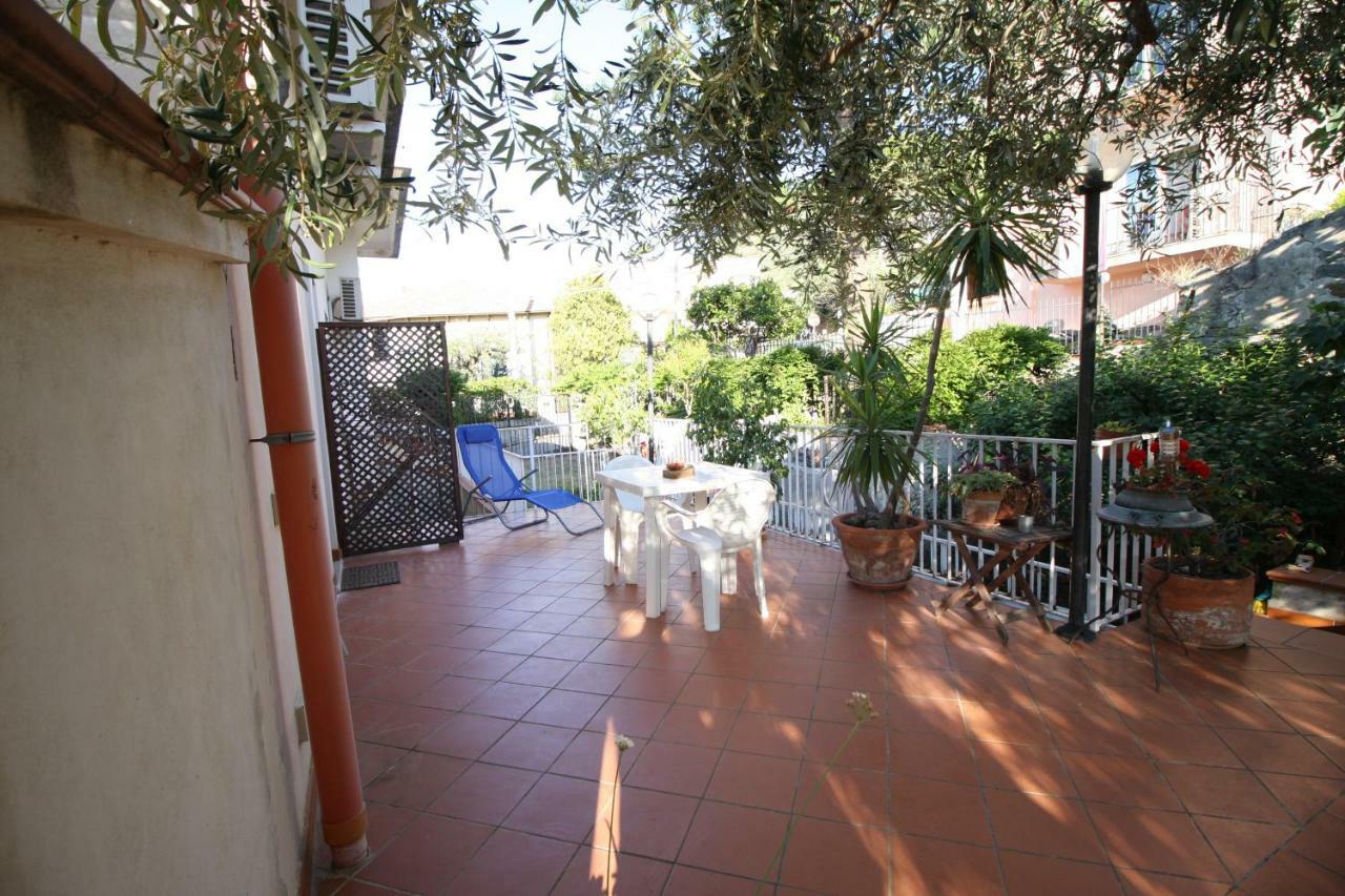 B&B Villa Rosa Cefalu Bagian luar foto